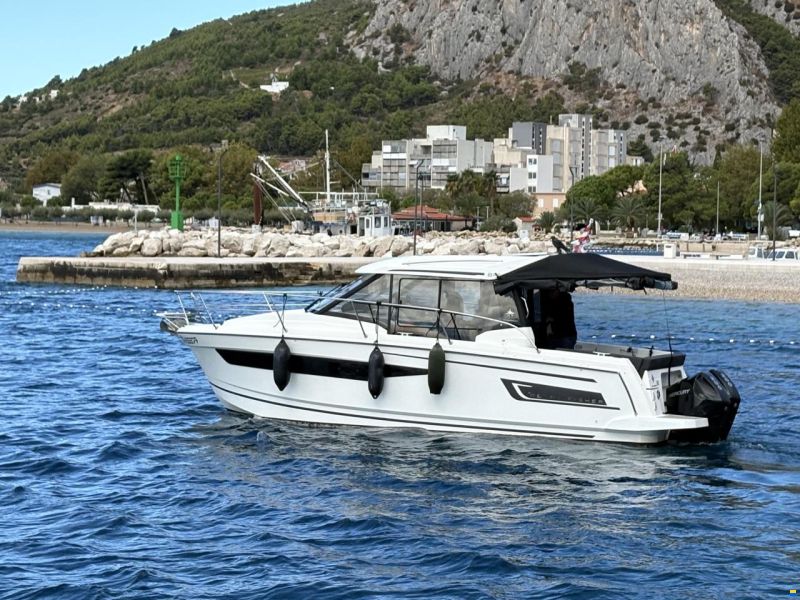 Jeanneau Merry Fisher 895