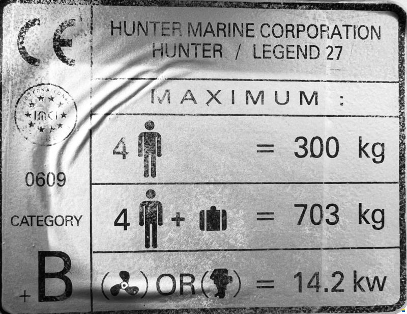 Hunter 27
