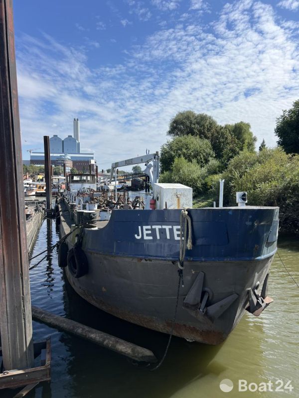 Jette 37m Tankschiff / Wohnschiff