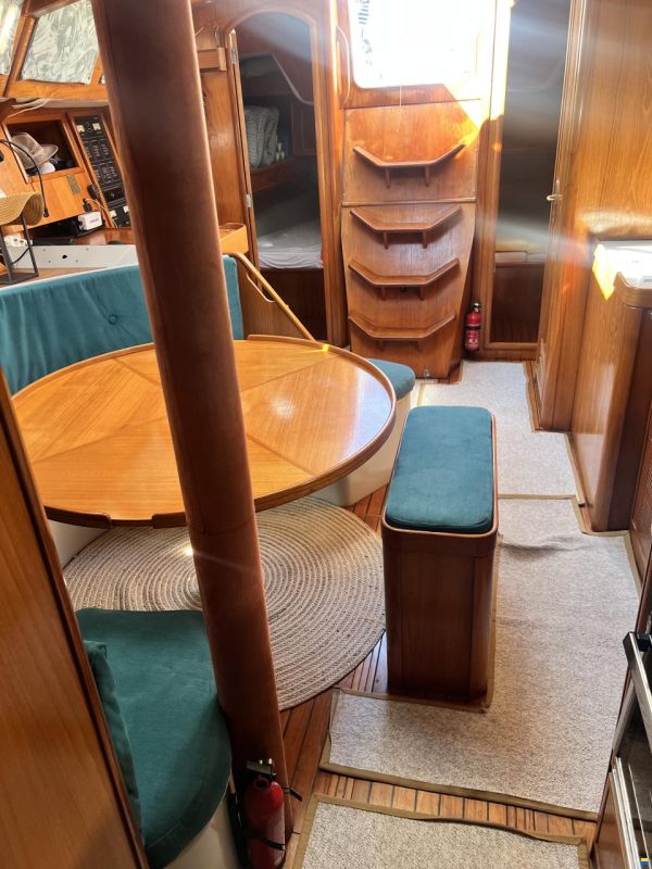 Jeanneau Voyage 12.5