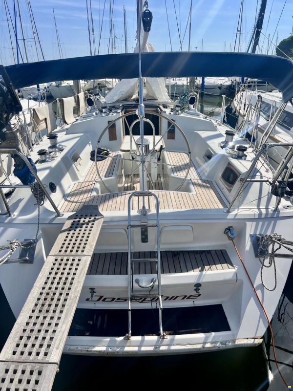 Jeanneau Voyage 12.5