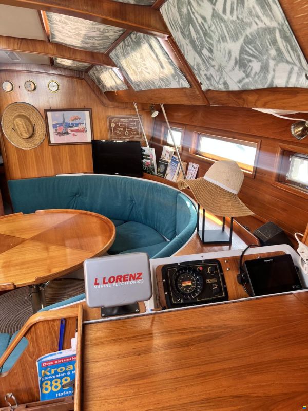 Jeanneau Voyage 12.5