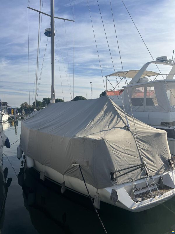 Jeanneau Voyage 12.5