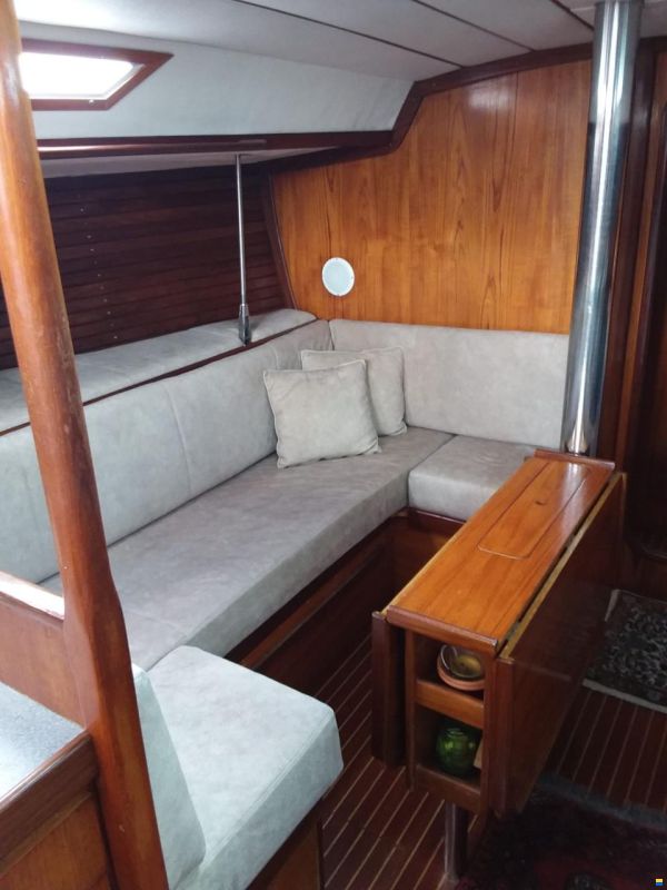Beneteau Bennetau First 38
