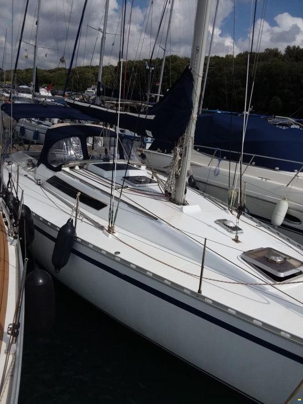 Beneteau Bennetau First 38