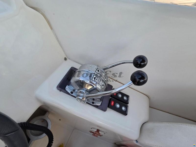 Sessa Islamorada 32