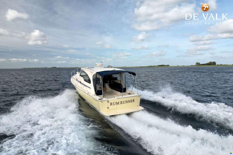 Mainship 34 Rumrunner II