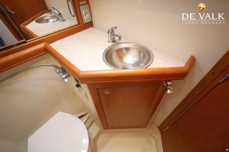 Mainship 34 Rumrunner II
