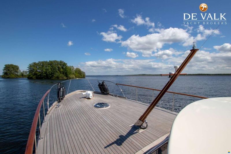 Feadship Van Lent