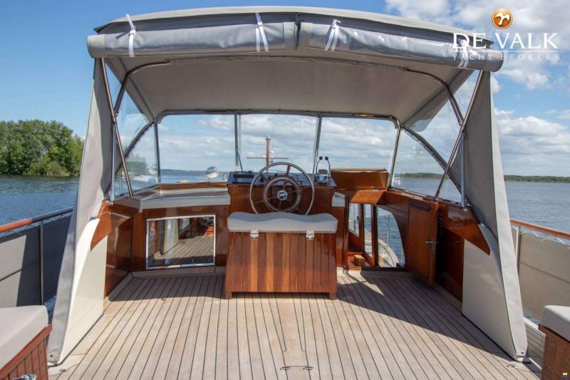 Feadship Van Lent