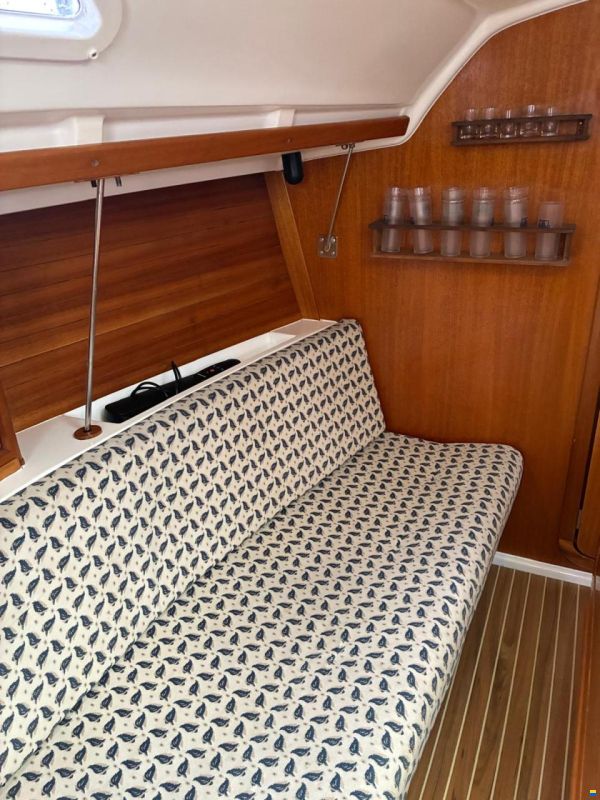 Dufour 32 Classic