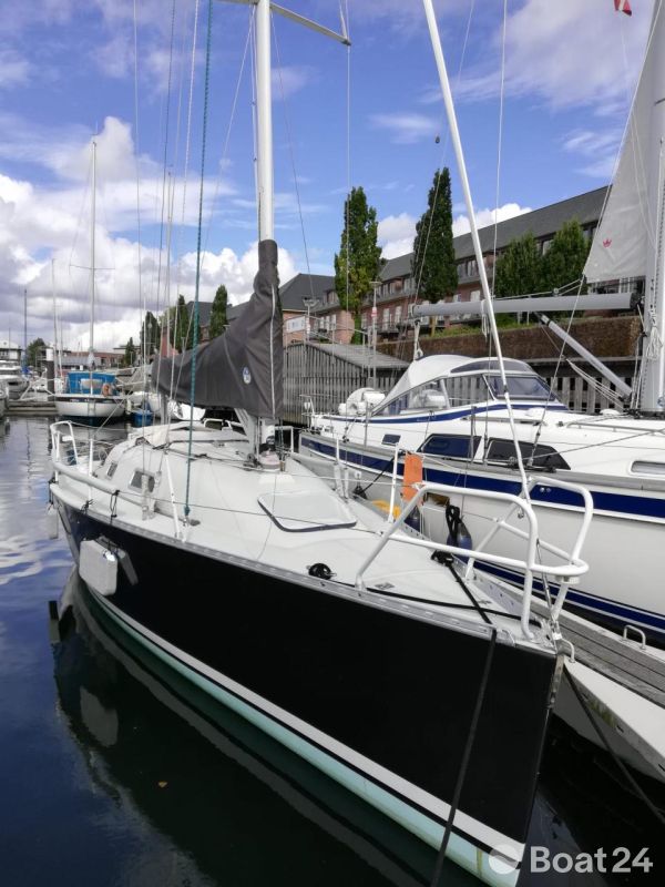 Cross-Yachts Cross 25