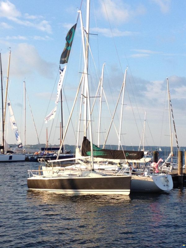 Cross-Yachts Cross 25