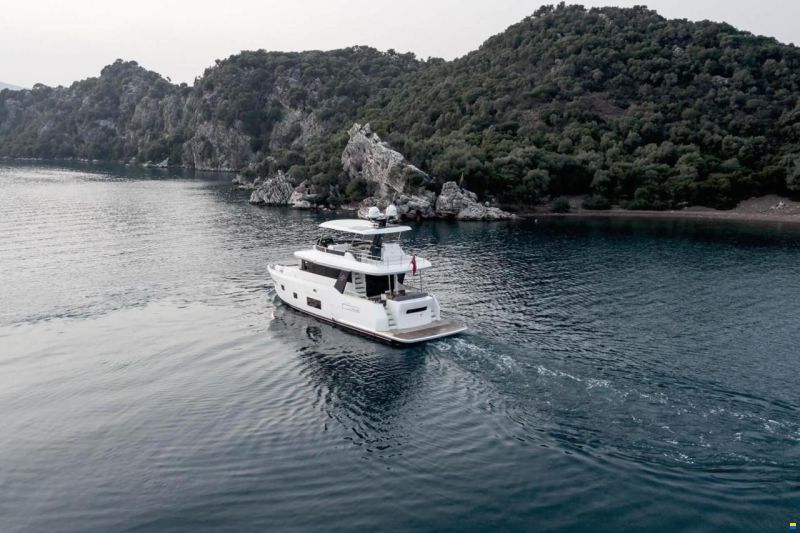 Sirena 58