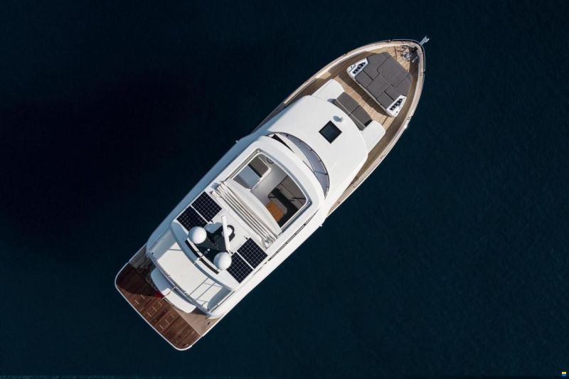 Sirena 58