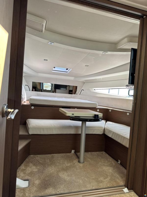 Jeanneau Leader 36
