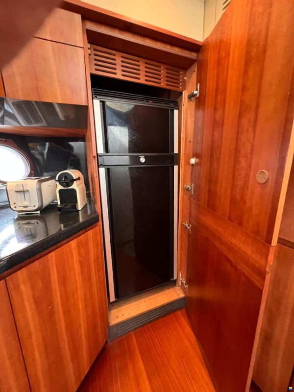 Azimut 50