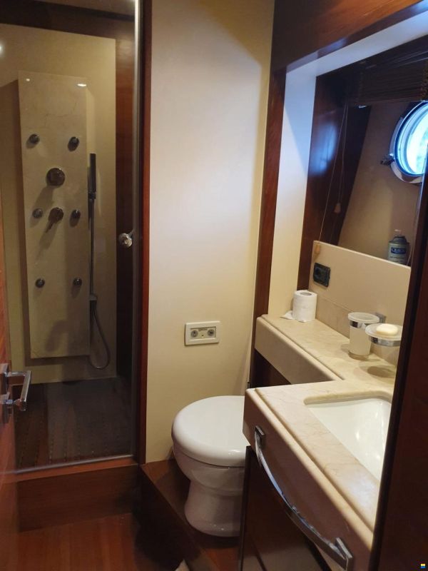 Azimut 78 Fly