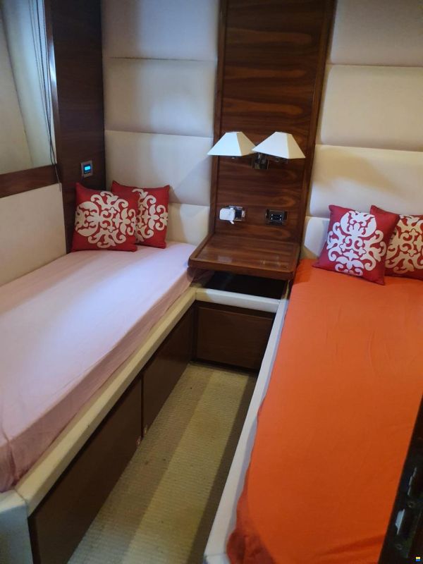 Azimut 78 Fly