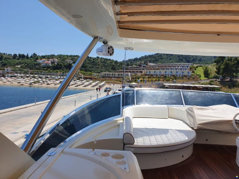Azimut 78 Fly