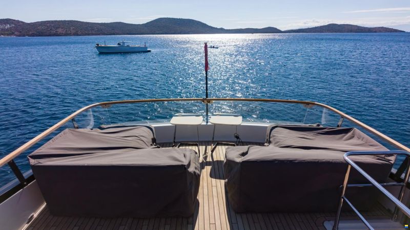 Fairline Squadron 68