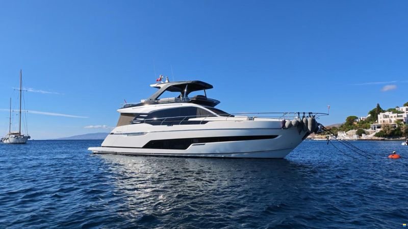 Fairline Squadron 68