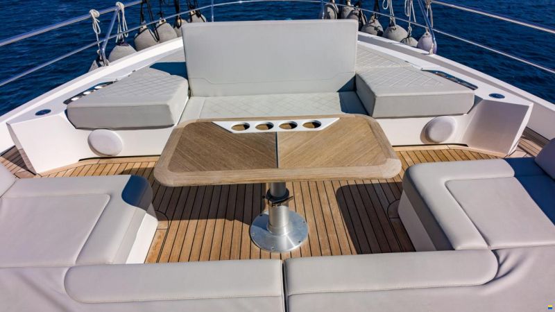 Fairline Squadron 68