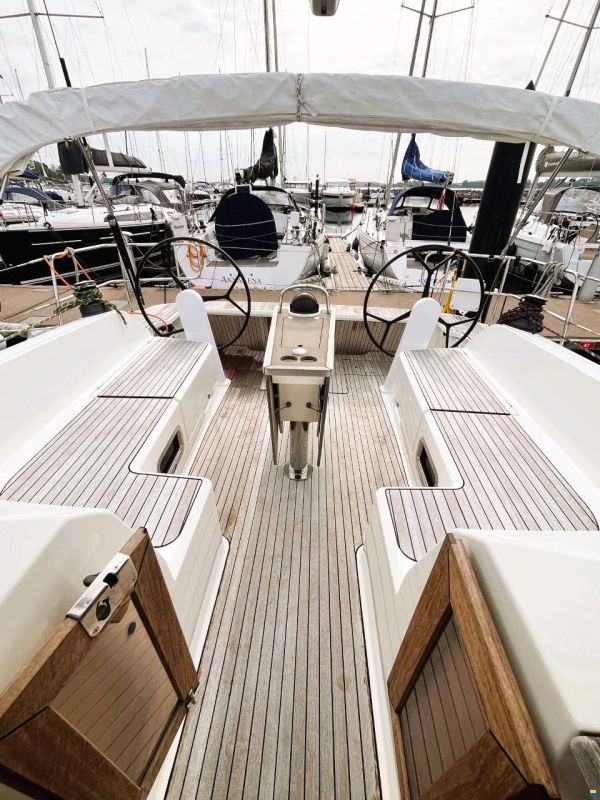 Bavaria Cruiser 46 Style