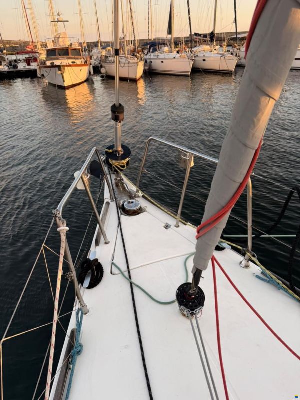 Dufour 44 Performance