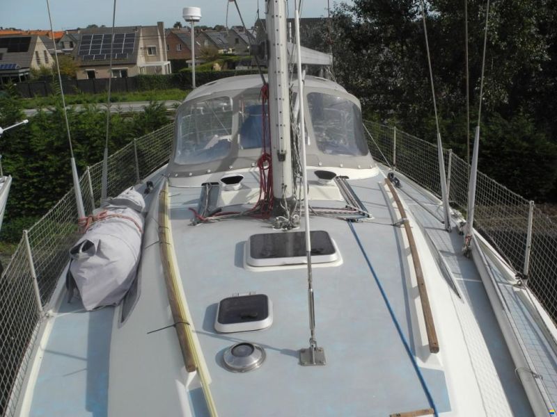 Westerly Falcon 35