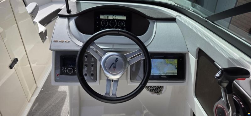 Sea Ray 240SD OB