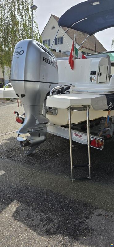 Sea Ray 240SD OB