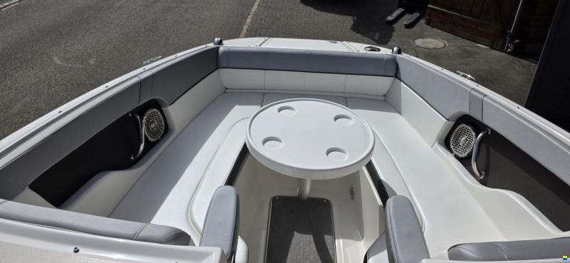 Sea Ray 240SD OB