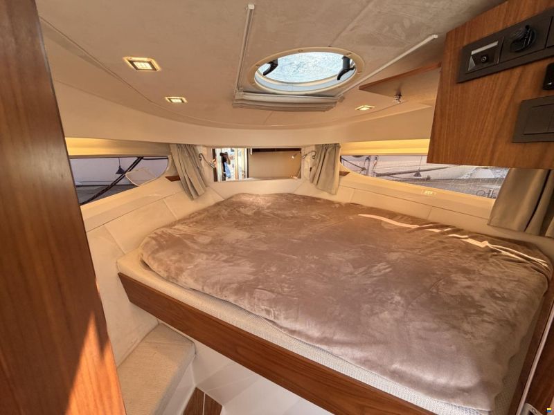 Marex 310 Sun Cruiser