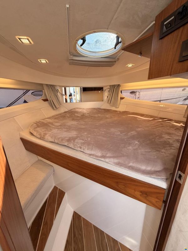Marex 310 Sun Cruiser