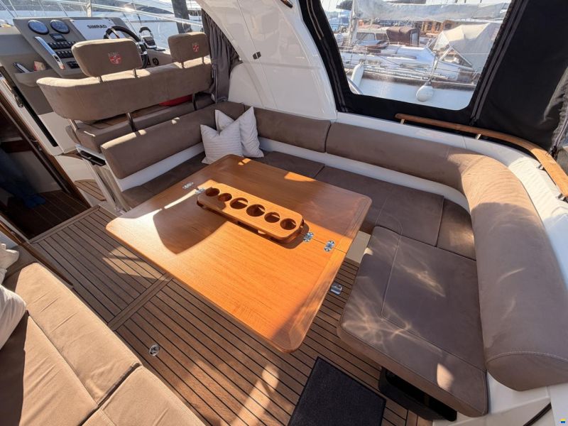 Marex 310 Sun Cruiser