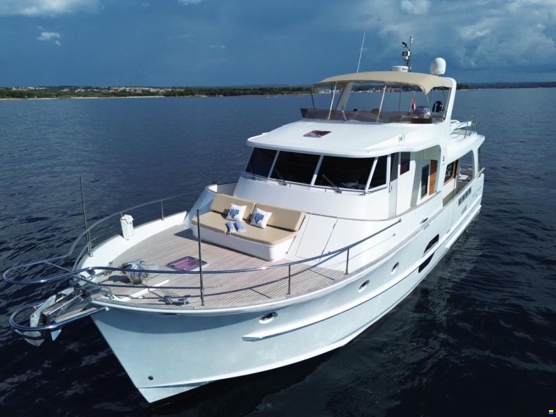Beneteau Swift Trawler 52
