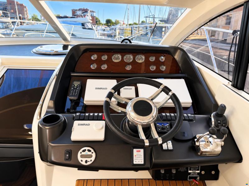 Sunseeker Portofino 47