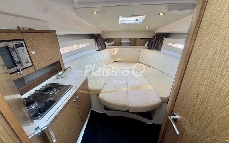 Jeanneau Leader 8