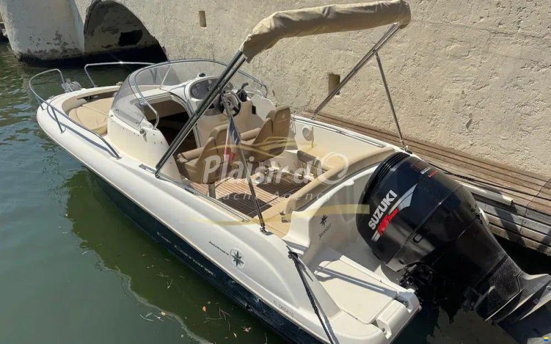 Jeanneau Cap Camarat 715