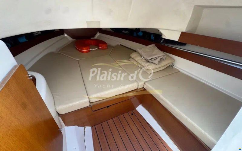 Jeanneau Cap Camarat 715