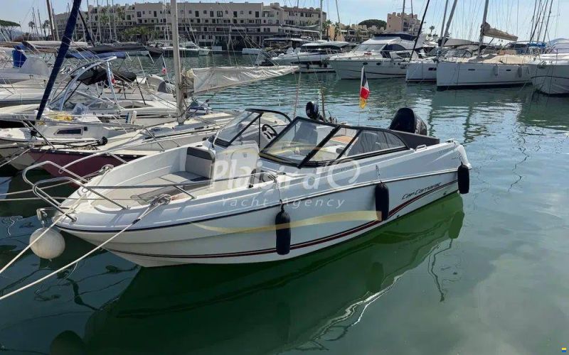 Jeanneau Cap Camarat 6.5 BR