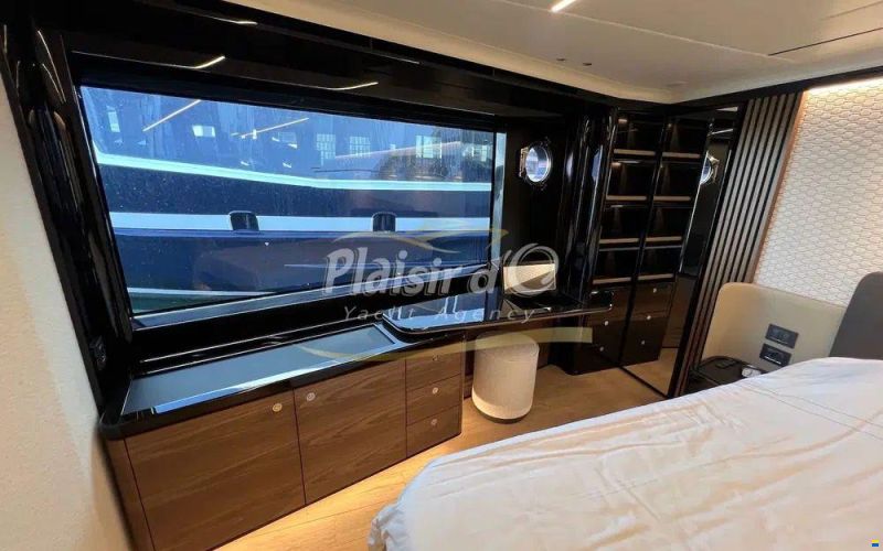 Absolute Navetta 64
