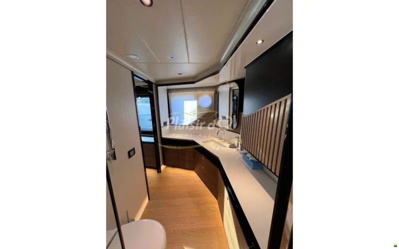 Absolute Navetta 64