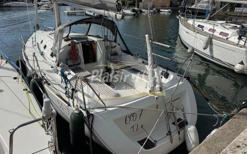 Beneteau First 31.7