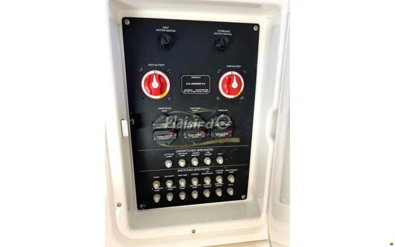 Boston Whaler 280 Outrage