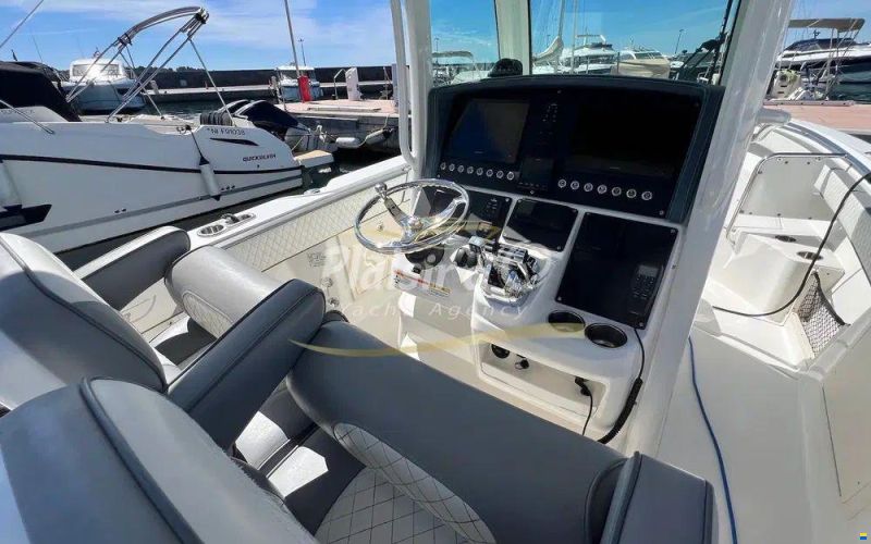 Boston Whaler 280 Outrage