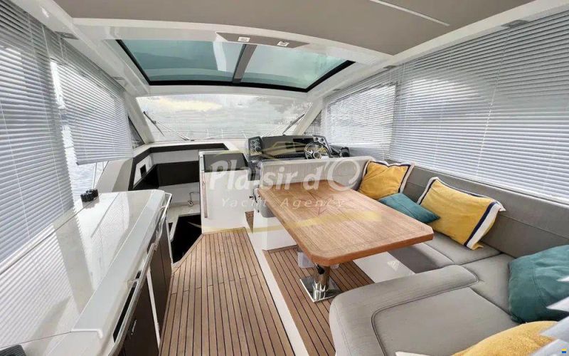 Galeon 425 Hts