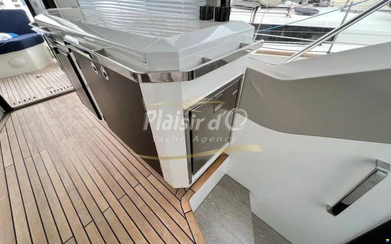 Galeon 425 Hts