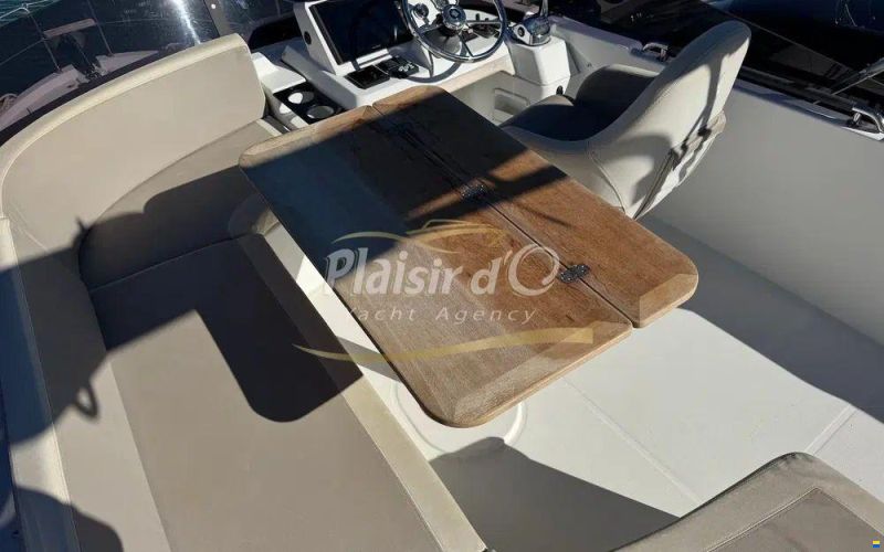 Beneteau Swift Trawler 35